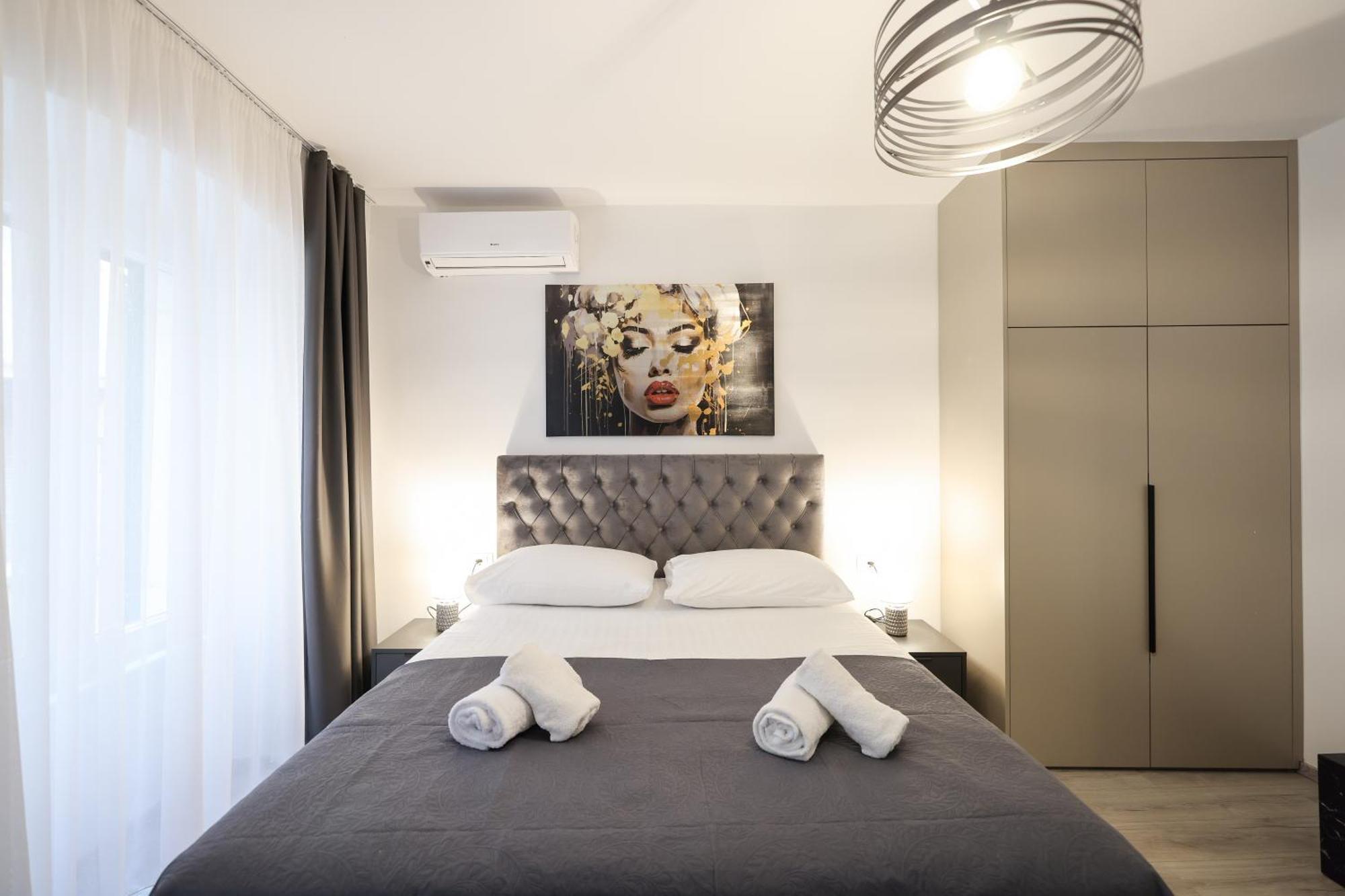 Classy Apartments In City Centar Zara Esterno foto