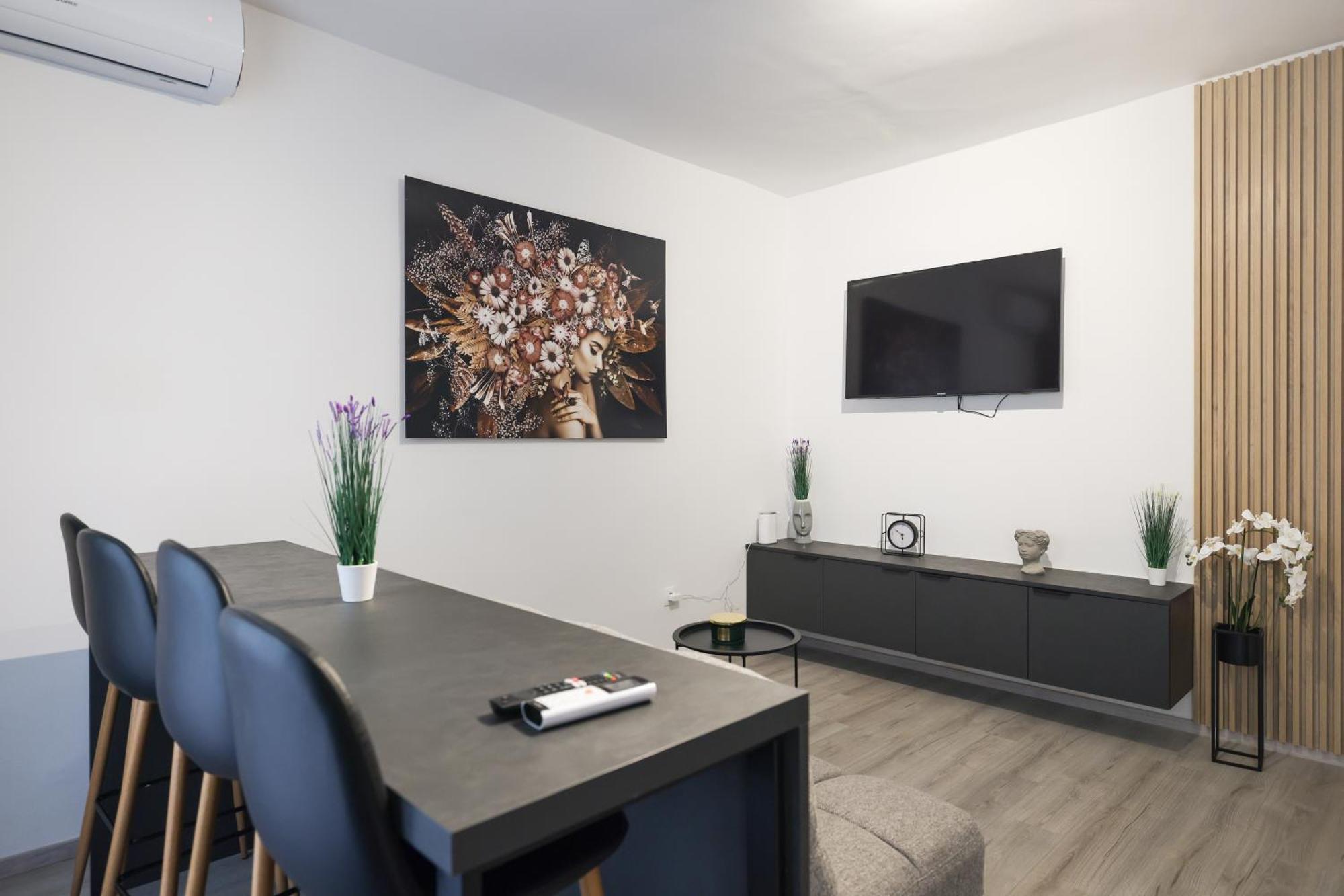 Classy Apartments In City Centar Zara Esterno foto