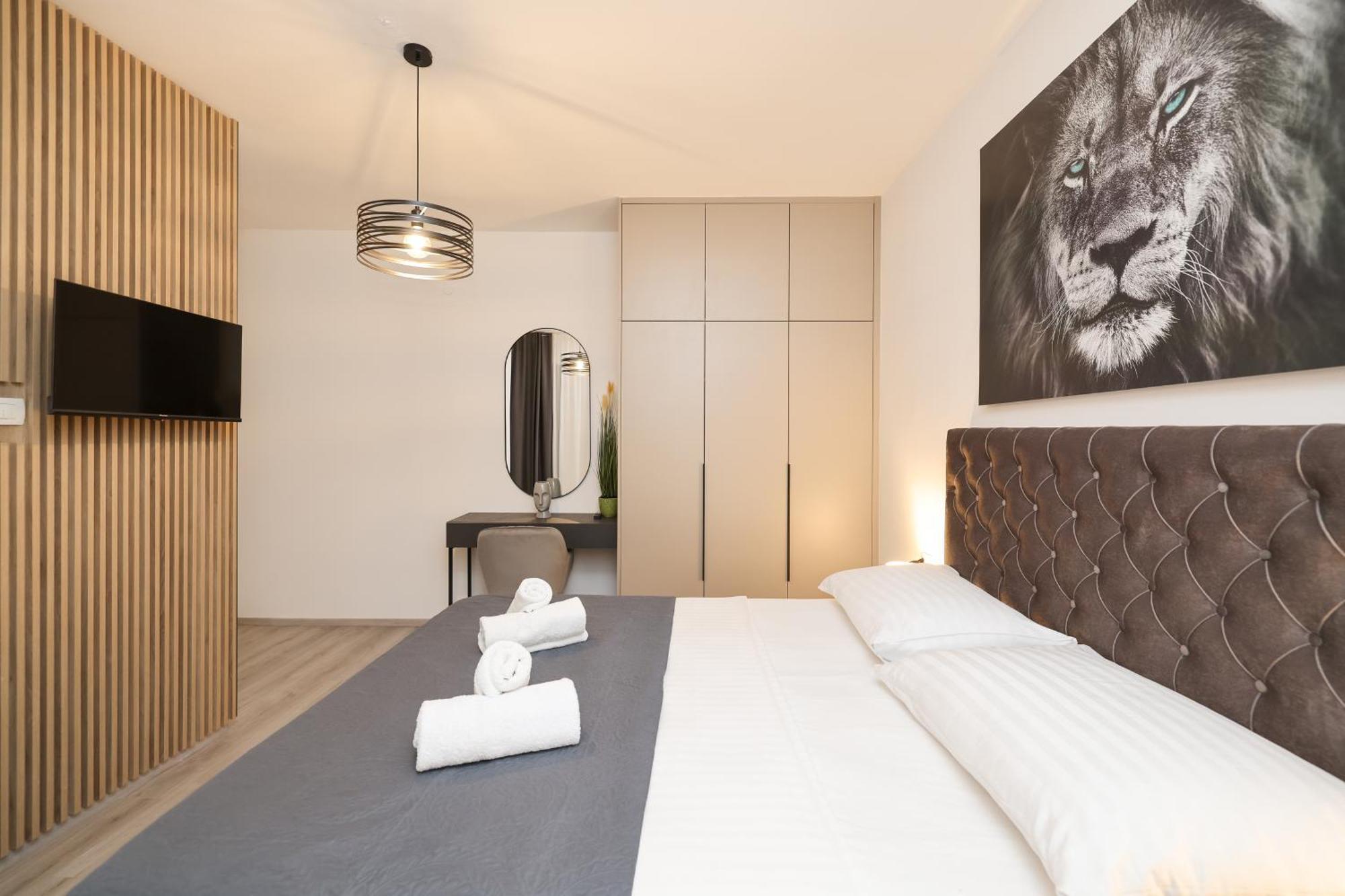 Classy Apartments In City Centar Zara Esterno foto